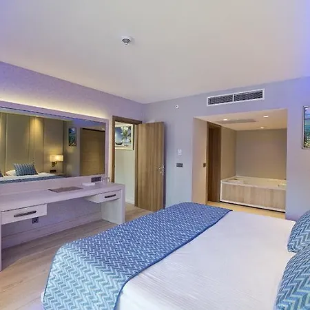 Liberty Lykia Adults Only 5* Ölüdeniz